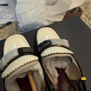 Franco Sarto Black and White Loafers 5 M